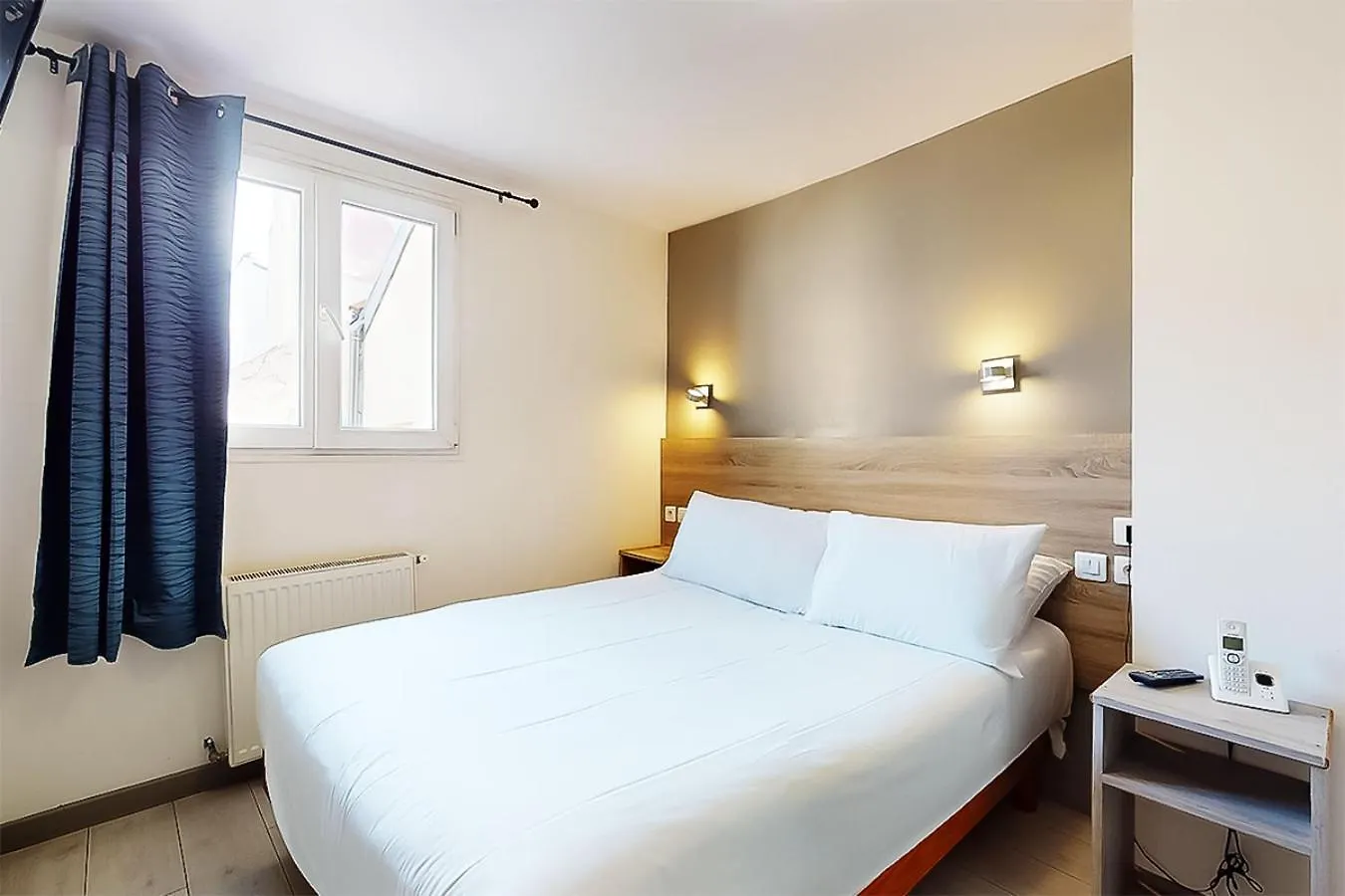 Hotel De Menilmontant Paris 3*,