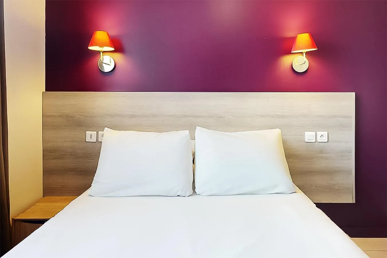 ***  Hotel De Menilmontant Paris France