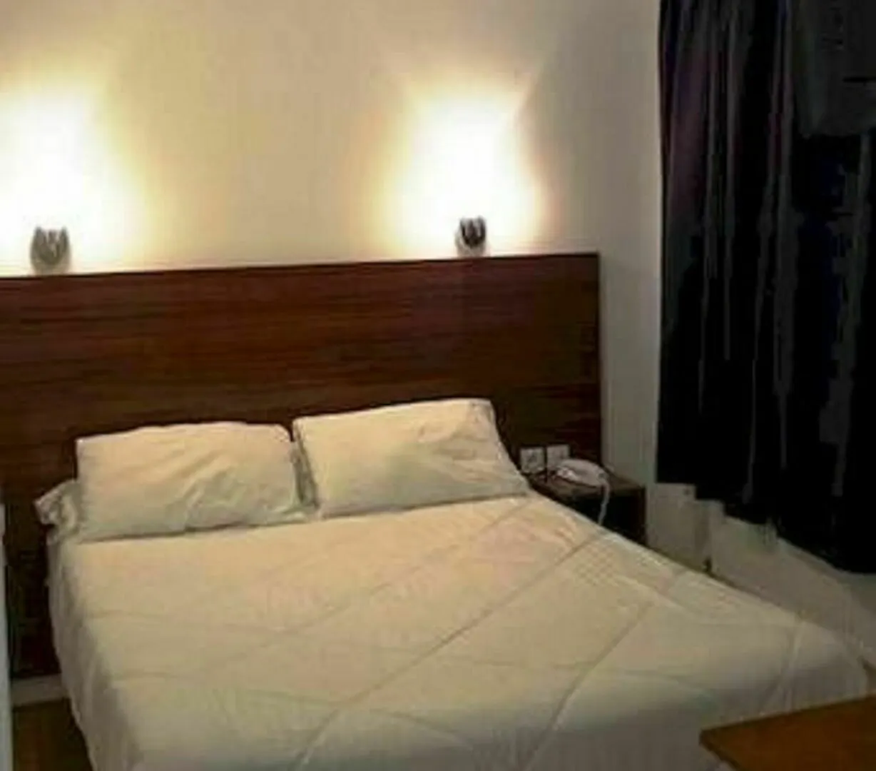 Hotel De Menilmontant Paris