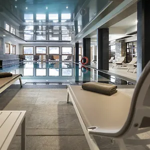 le-roc-des-tours.hotels-rhonealpes.com/